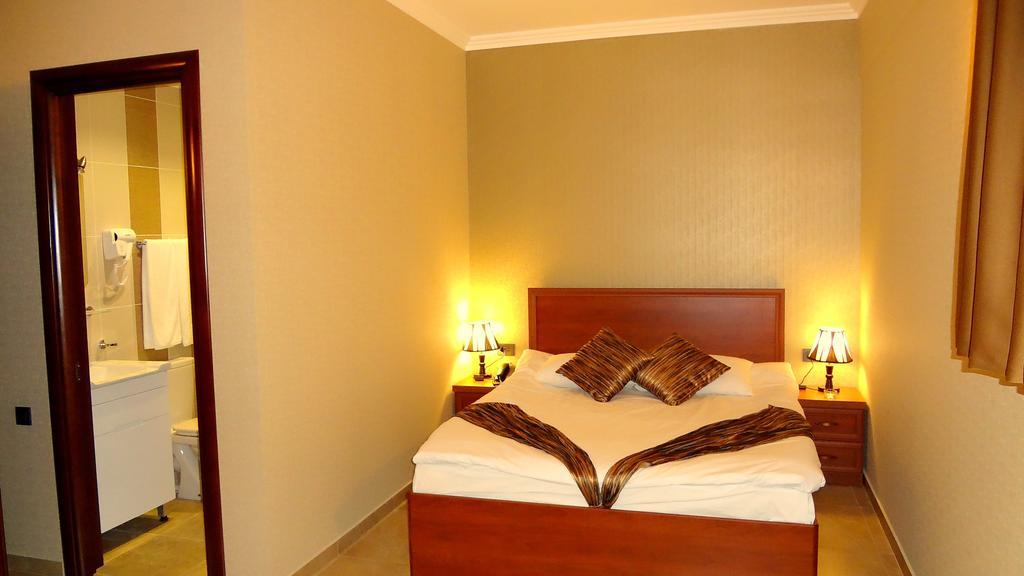 Park Avenue Hotel Jerevan Pokoj fotografie